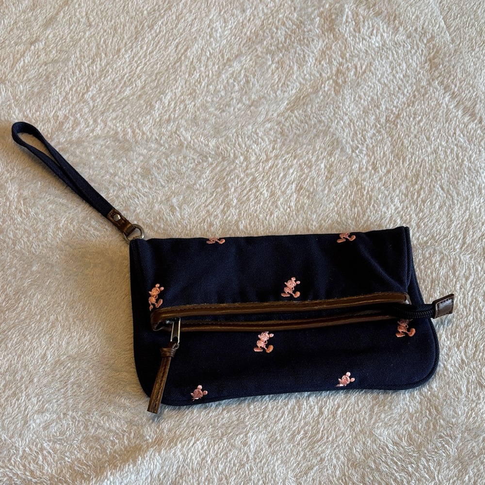 Walt Disney World Disneyland Resort Mickey Mouse Wristlet Clutch Bag EUC